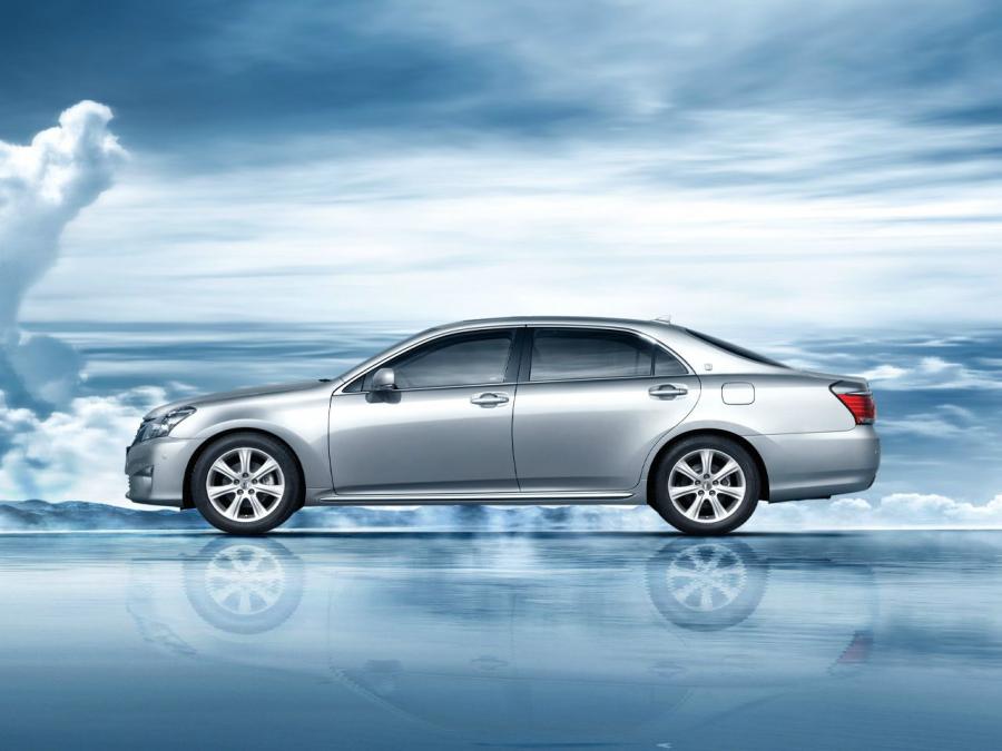  Toyota Crown Royal Saloon VIP 2012 года  (CN) (фото 7 из 11)